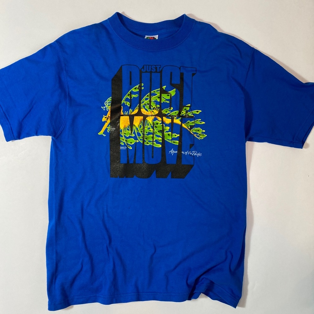 Aquarium-Bust a Move mashup tee